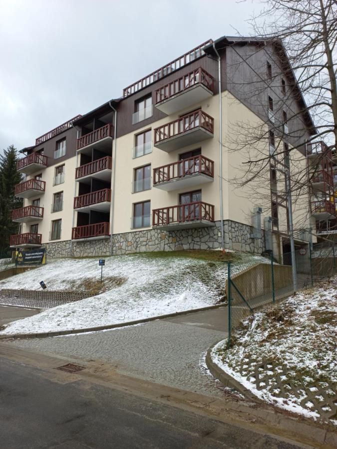 Apartament Zrodlana Ski 300M Świeradów-Zdrój Exteriér fotografie